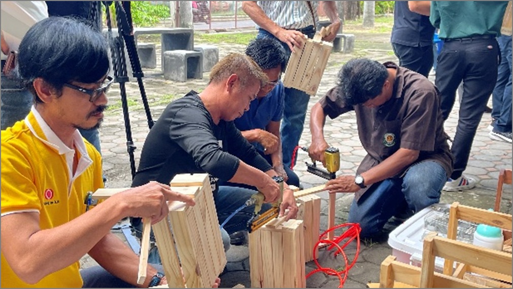 การทำระบบสีในงานไม้ยางพาราและไม้เศรษฐกิจแบบใหม่ 3